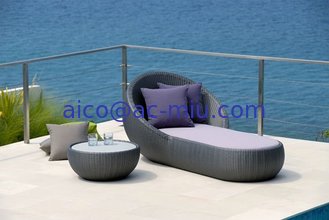China hotel garden sun lounger rattan chaise lounge supplier