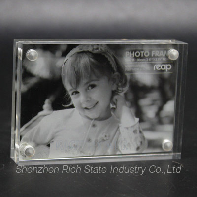 High quality Acrylic photo frame with very good prices!