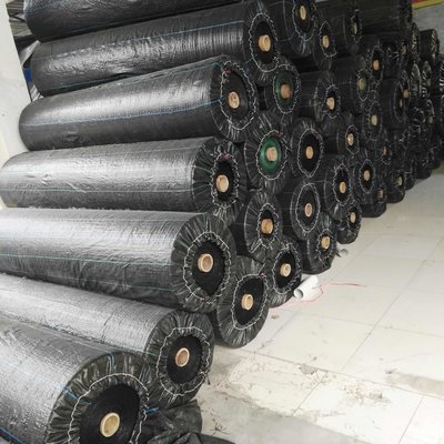heavy duty anti UV weed mat WEED BARRIER from Linyi city factory 5 years UV