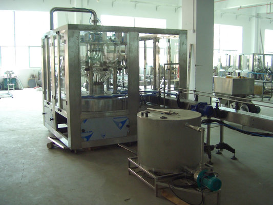 China PET bottle filling machine supplier