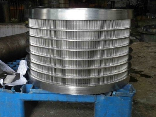Paper processing machinery pressure screen basket
