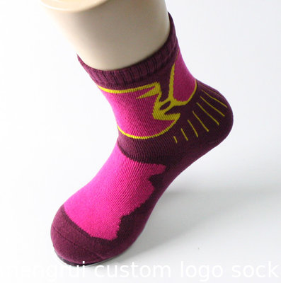Custom logo, design breathable, soft  thermal Wool Socks