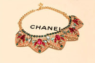 Fashion jewelry women choker necklace with colorful diamonds, cloth ornaments