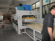 H(R)F conveyor edge gluer from Duotian machinery/clamp carrier with hydraulic press