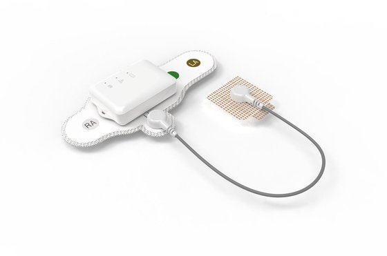 China New ECG Patch Holter Single-Lead Holter and Three-leads Holter (2 in 1) Long Time Recording supplier