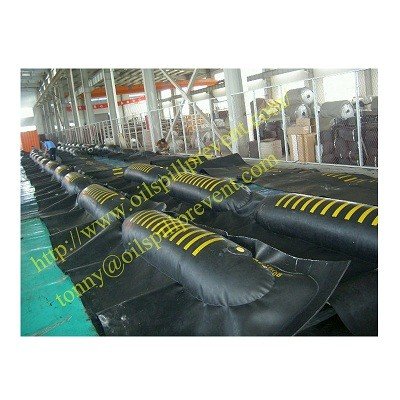 China Inflatable Neoprenen Oil Boom, Inflatable oil barrierfrom Qingdao Singreat in chinese(Evergreen Properity ) supplier