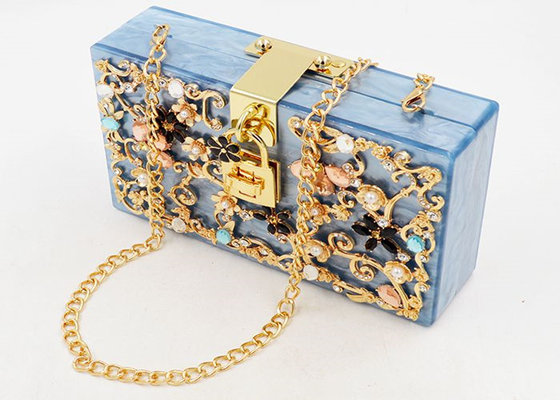 China Delicate Girls Acrylic Clutch Bag With Twinkling Diamond Crystal And Golden Lock supplier