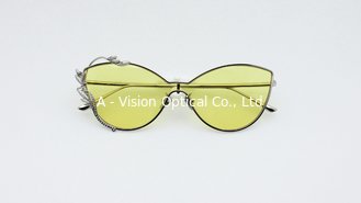 China Fashion Cateye Sunglasses metal rims One Piece Style Shades Colorful lens UV 400 supplier