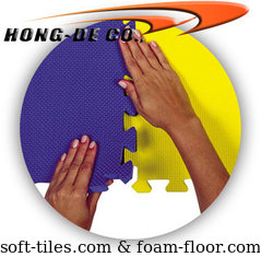 China Eco-friendly interlocking tile supplier