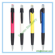 China OEM plastic ball pen,oem gift promotional ball pen supplier