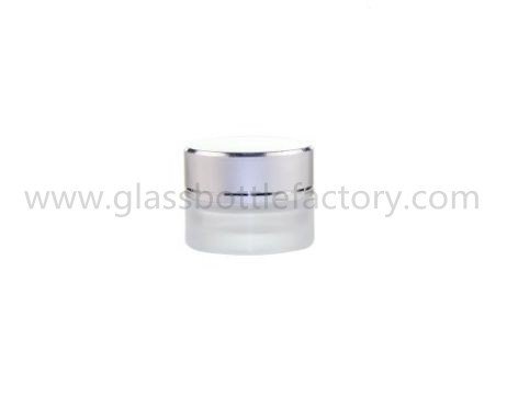 China 5g Frost Glass Cosmetic Jar With Silver Lid supplier