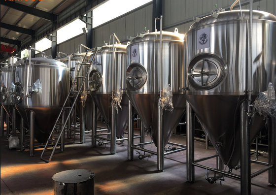 China 1500 liter fermenter beer brewing conical fermenter canada with glycol jacket from Jinan haolu brewery company supplier