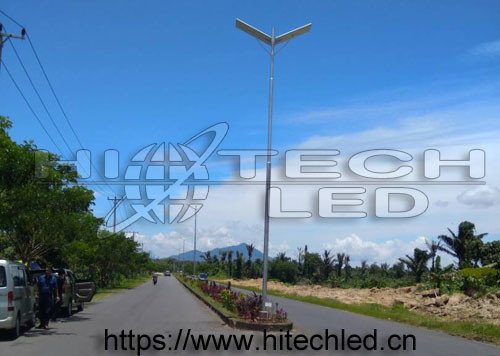 China HT-SS-U430 all in one solar led street light, Parking Lot Light, LáMPARA SOLAR DE 1500~2000 LúMENES PARA CALLES supplier