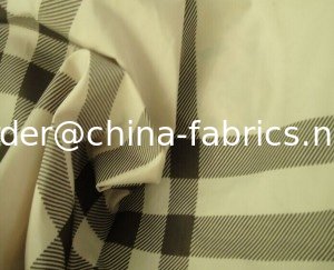 China 100% Polyester Imitated Printed Memory Fabric For Outerwear company