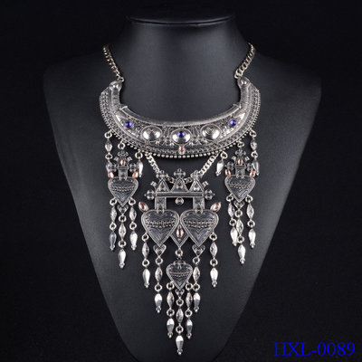 China Fashion Luxury Court charm elegance triangle drop necklace supplier