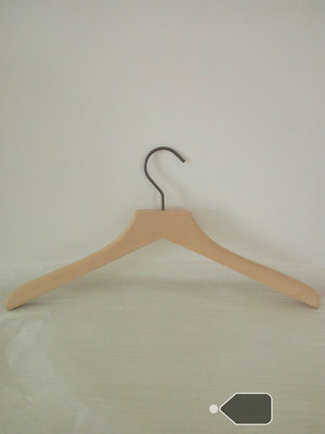 China Hotel  Wood Clothes Hanger for Shirt supplier