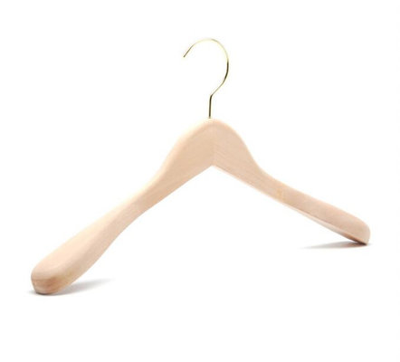 China China guilin high quality luxury wooden clothes hangers manufacturer supplier