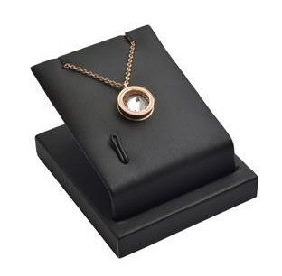 China PU Leather Chain Necklace Display Stand Chemical Resistance For Jewellery Store Showcase supplier