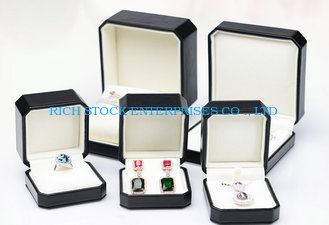 China The Jewelry Box,wholesale leather jewelry boxes,black jewelry boxes,black necklace boxes supplier