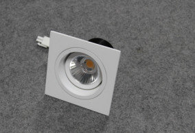 China Square LED ceiling lights with  180 degree rotating structure, 7w, 75mm cutout, Ra&gt;82 supplier