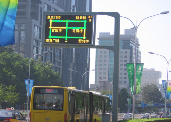 China High Density P20 Road Lane Control Signals , Outdoor Led Message Signs Large View Angle supplier