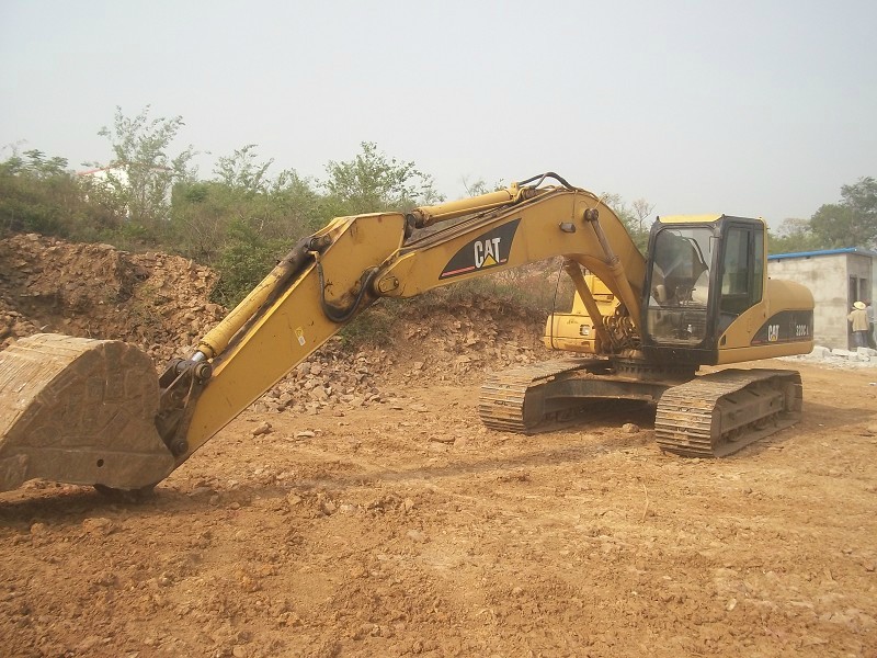 2005 320CL used caterpillar japan excavator