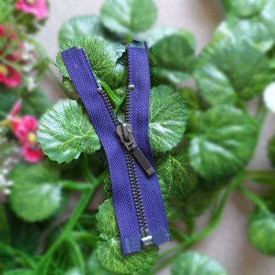 China 5# Purple Open End Zippers With Auto Lock Slider For Jeans / Garment / Home Textile supplier