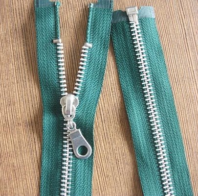 China 8# Light Gold Teeth Long Separation Metal Zippers For Tent , Sleeping Bag supplier