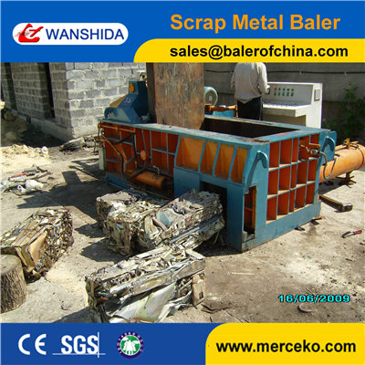 China High efficiency side push out Scrap Metal scrap compressor  to press Coppers and Aluminum Cans supplier