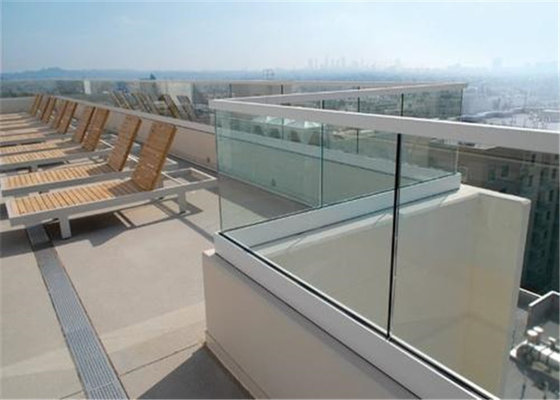 China Modern design U channel glass railing balustrade deck / balcony / staircase railing supplier
