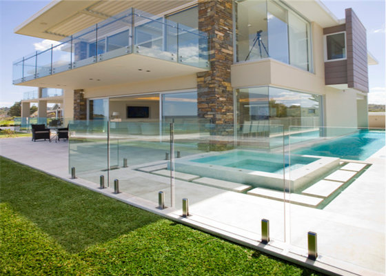 China Modern Design Frameless Glass Railing Spigot Indoor Or Outdoor Installation supplier