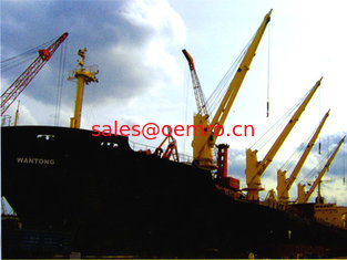 China Hydraulic cargo crane offshore marine crane supplier supplier