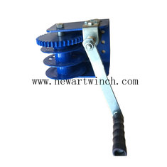 China 900kg Blue Worm Gear Winch Without Cable and Strap For Crane, Lifting Hand Winch For Sale supplier