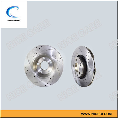 China Drilled &amp; Slotted Disc  With Material GG25 For Comercial Cars supplier