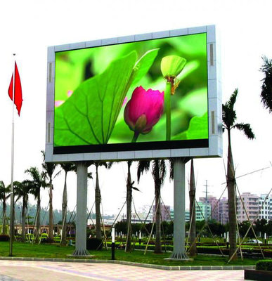 China Wall Mount 1R1G1B Outdoor SMD LED Display IP65 For Business Establishments supplier