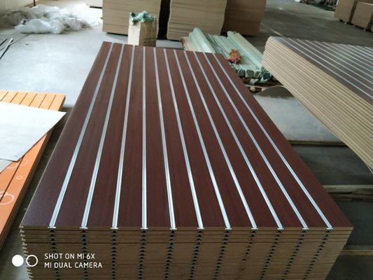 China Best price Slotwall slatwall slatwall/cheap slatwall panel/used saltwall panels supplier