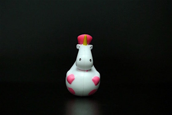 China Personalized Unicorn Plastic Figures Toys As Gift For Family White Color supplier