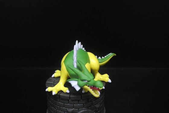 China Green Yellow Color Japanese Anime Figures Dragon Shape With A Base supplier