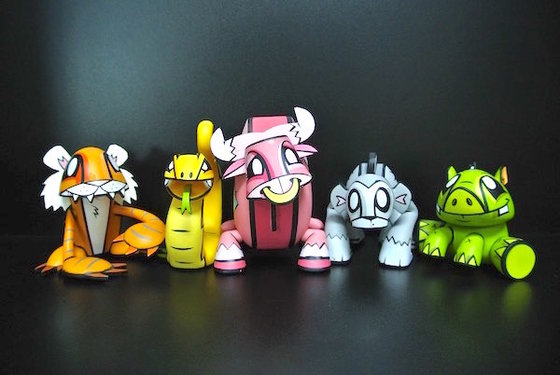 China Chinese Individual Culture Collectible Vinyl Toys For 3 Years And Up supplier