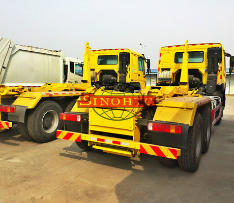 China Heavy Hook Lift Garbage Truck , 20 Ton Loading 6x4 Waste Container Truck supplier