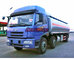 20 - 28 Tons Heavy Duty Fuel Carrier Truck , Gasoline / Liquid Chemical Tanker Truck supplier