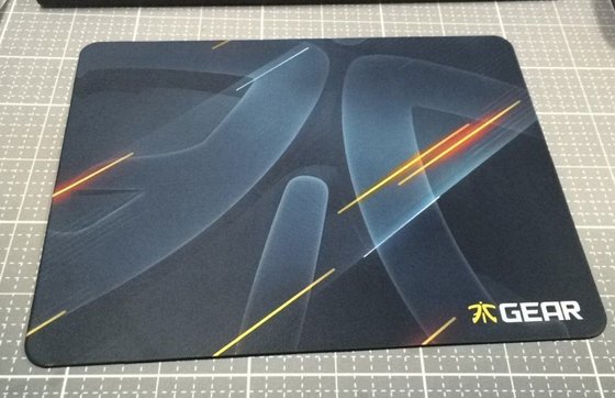 China 3MM Thick Promotional Rubber Cloth Gaming Mouse Pad with Logo Picture Printing supplier
