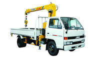 Telescopic Boom Truck Crane 2.1T For Safety Transport Materials
