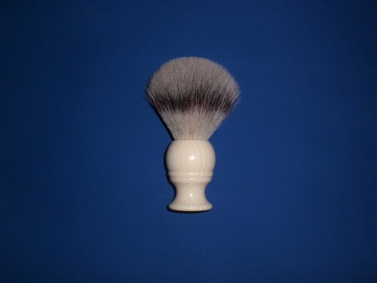 China Men'S Shaving Brush / Men'S Traditional Shaving Kit Nylon Hair Brush #AAH122 supplier