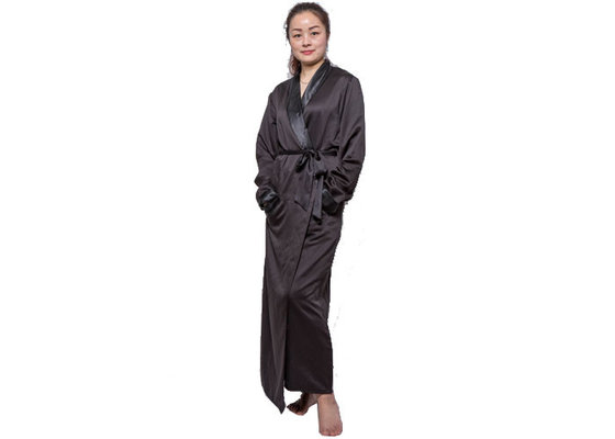China Full / Floor Length Ladies Satin Pyjamas Plus Size , Luxury Satin Nightgown For Honeymoon supplier