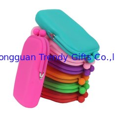 China Multi-Usage Ladies Girls Silicone Jelly Pouch For Card /Coin/ Eye Glass / Makeup , Eco-Friendly supplier