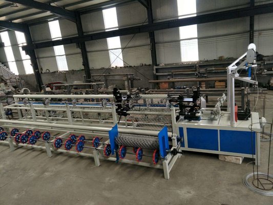 3m width Single Wire Fully Automatic Chain Link Fence Making Machine for kenya market