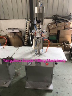 China Semiautomatic Aerosol Gas Filling Machine for Pesticide , Spray Paint, Car Care, Air Freshener,etc. supplier