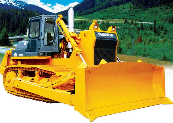 China Earth - Moving 320 Horsepower Blade Bulldozer For Road Construction Equipment supplier
