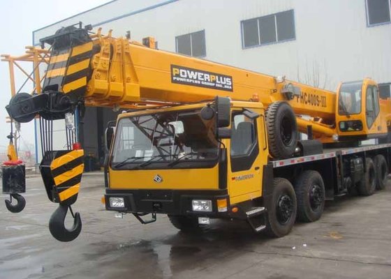 China 4 Section Boom Mobile Truck Crane With 34 Meter Height 35 Ton Lifting Capacity supplier